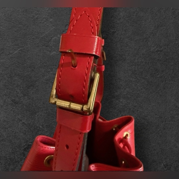 Louis Vuitton Shoulder Bag Petit Noe Epi Leather Red Drawstring Purse M44107 - Picture 12 of 14